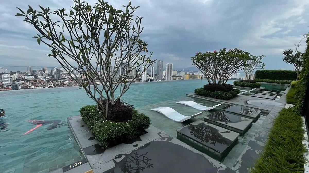 Haven Luxury 2Br Suite With Stunning Views George Town